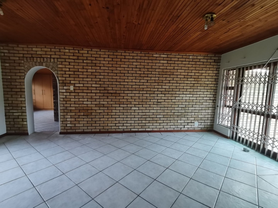 3 Bedroom Property for Sale in Newton Park Eastern Cape